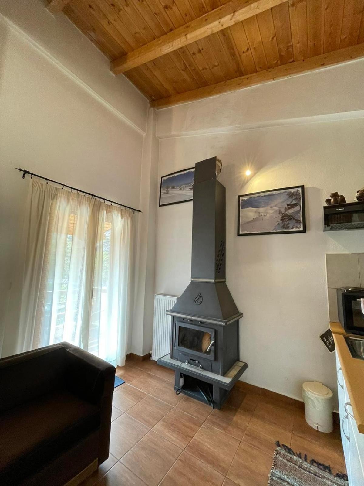Michel Studios Kalawrita Zewnętrze zdjęcie